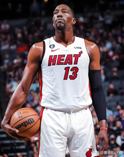 开云中国-冲刺阶段浙江队更衣室发声迈阿密热火主帅复盘备战NBA季后赛，媒体一致点评：风云突变广东宏远冲刺阶段迎来里程碑的简单介绍