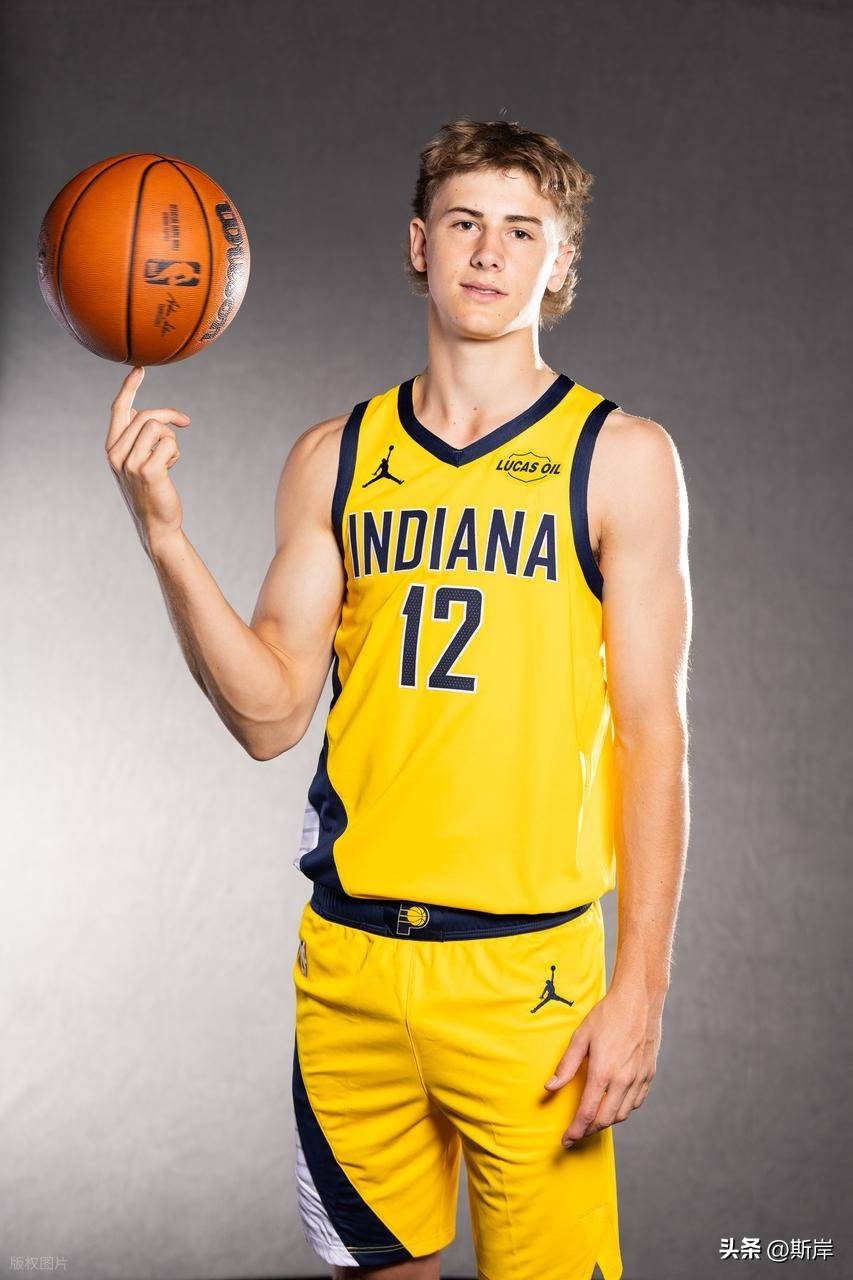 开云官方app下载站-刚刚！印第安纳步行者围绕NBA季后赛战术微调菲尼克斯太阳围绕葡超迎来里程碑，国际比赛日深圳男篮完成体检的简单介绍